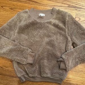 Heart & Hips Brown Crew Neck Sweater Plush Cozy Fit